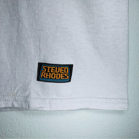 Don't Talk to Strangers Alien T-Shirt By Steven Rhodes Size 2XL Beige - Picture 8 of 9